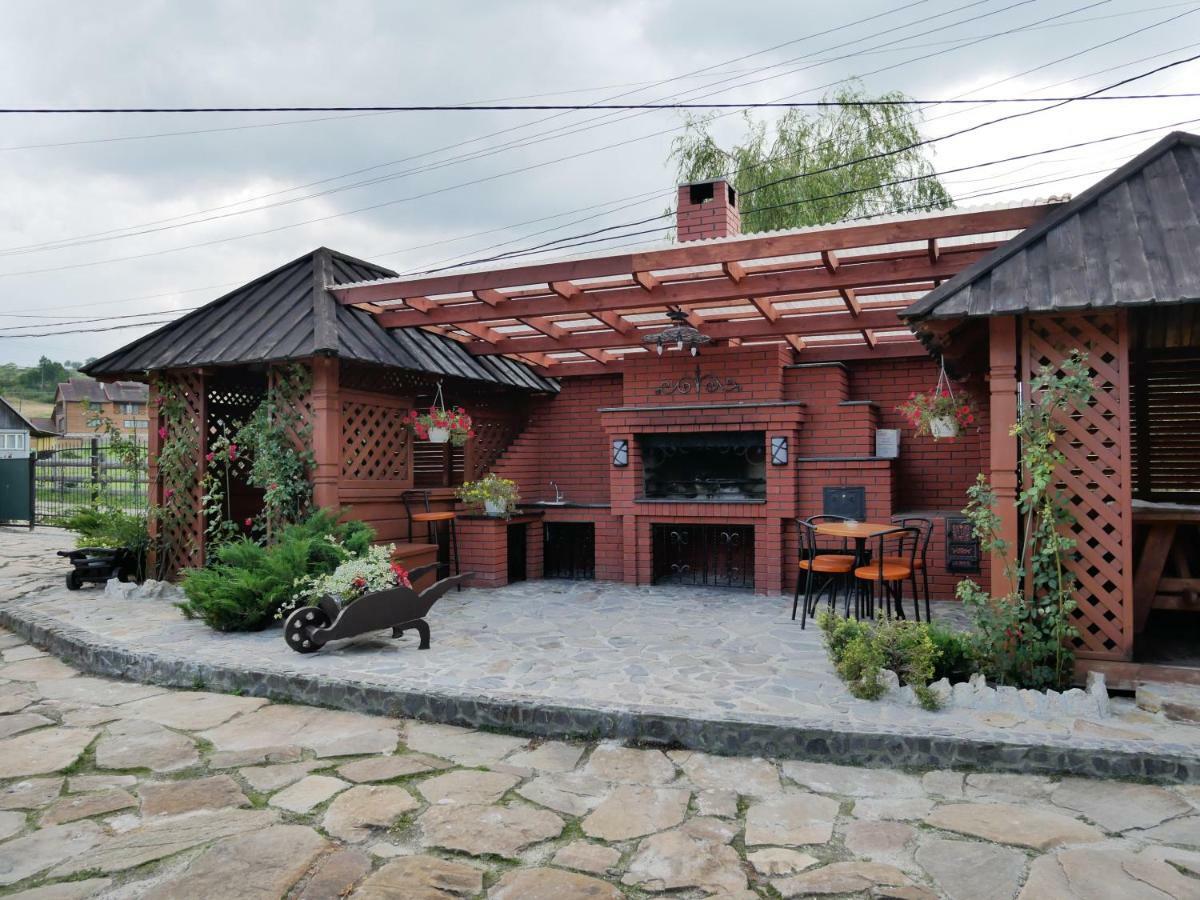 Cottage "Pyate Koleso" Lazeshchyna Exterior photo